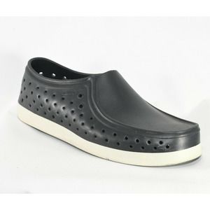 Native Men or Women Black Slip on Clogs (Size Men 9/ Women 11)